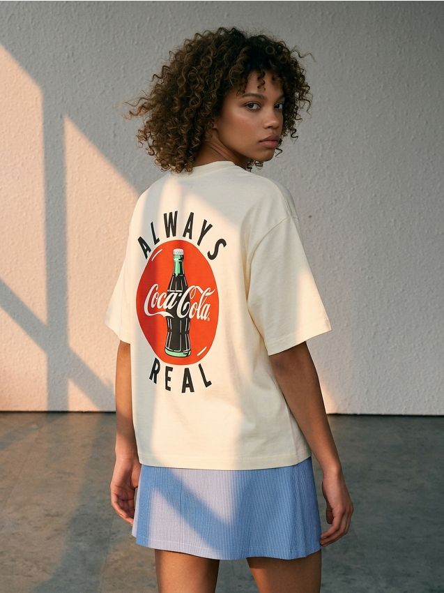 Pamučna majica s printom na leđima Coca-Cola